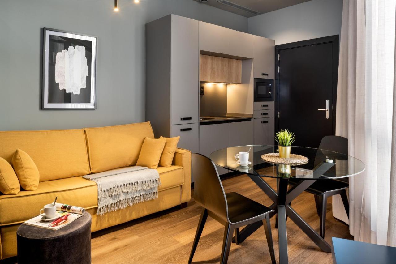 Muralla Sevilla Suites By Lola — Photos 2